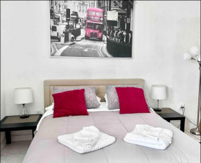 Gorgeous room with private entrance and free Parking